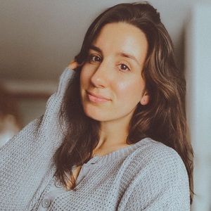 Meet your Posher, Chloe